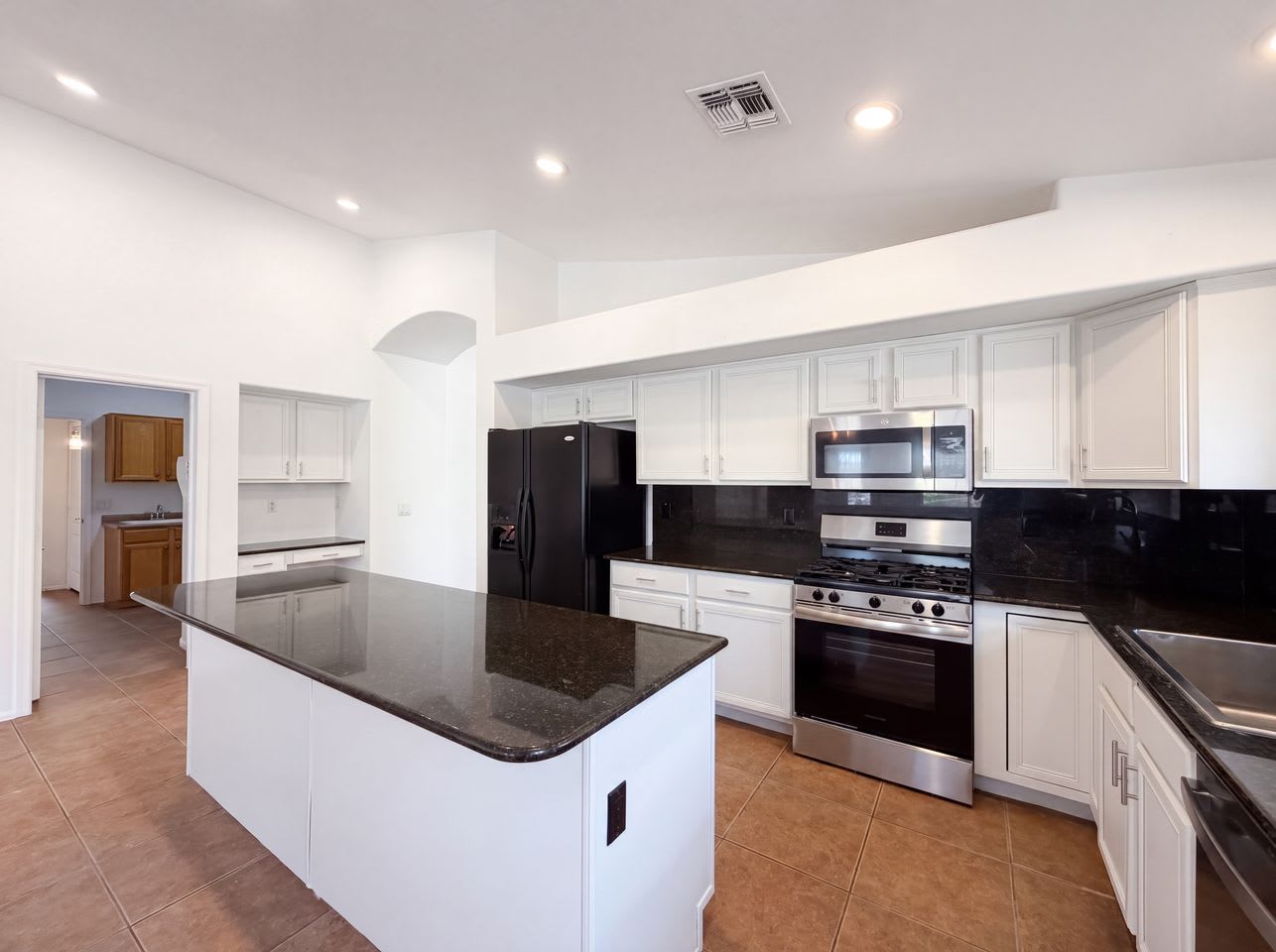 16736 W Mckinley St – photo 5