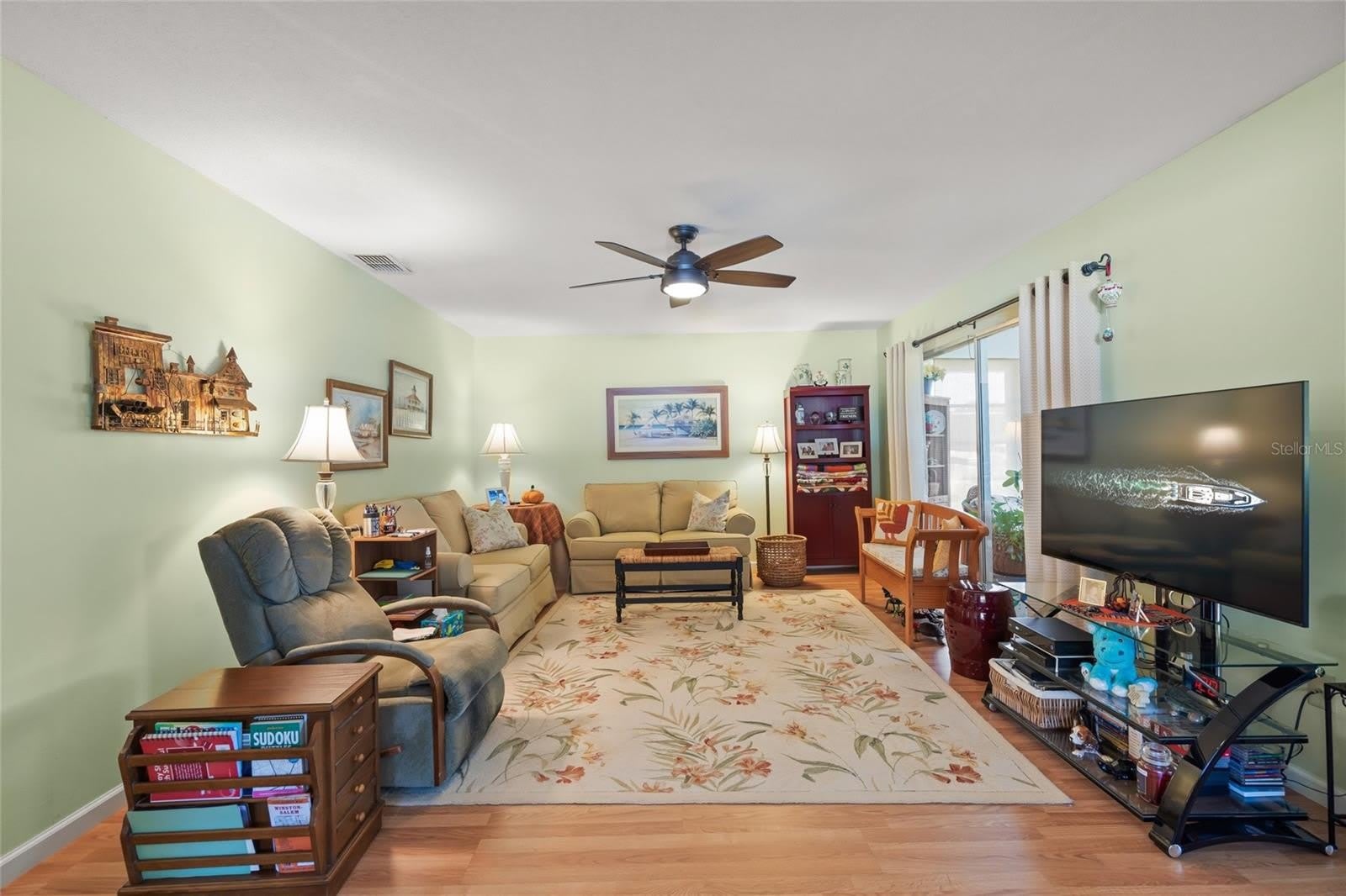 1325 GLEN OAKS Drive E – photo 5
