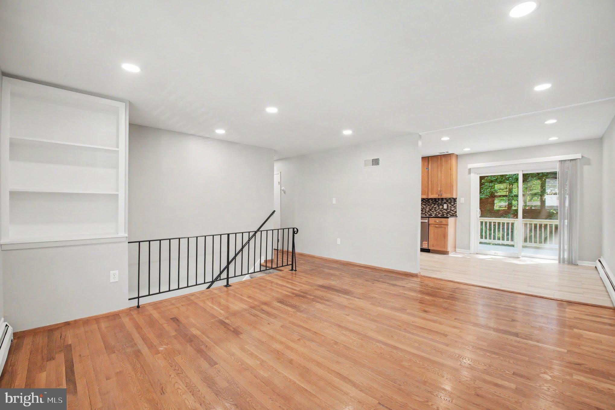 4522 GLENDALE Road – photo 5
