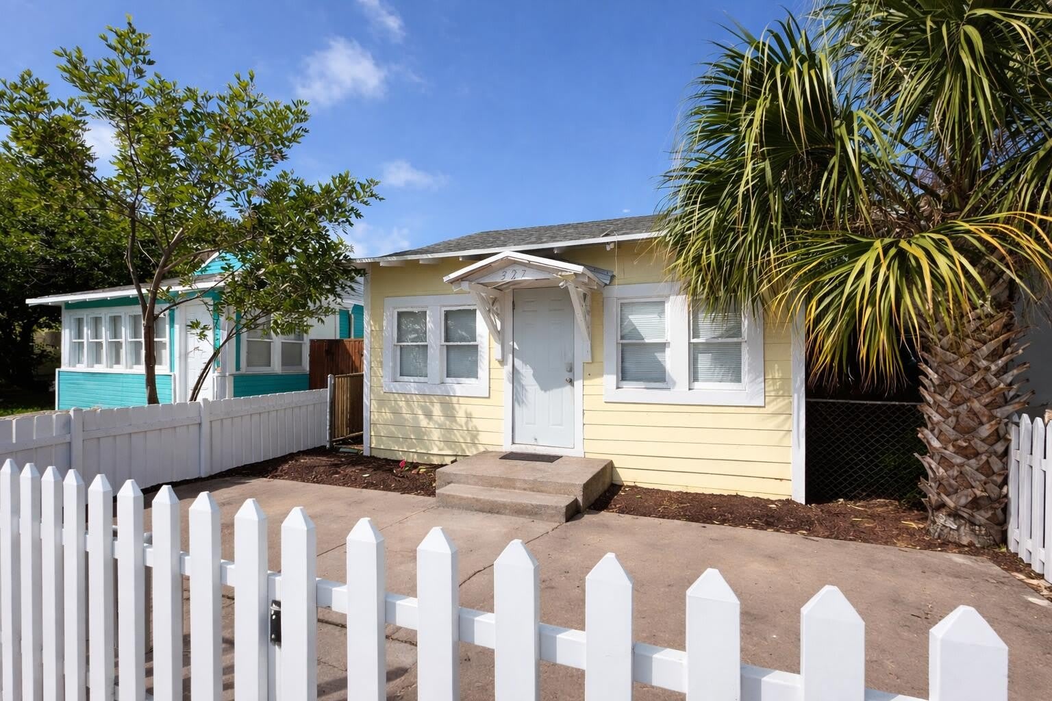 327 S L Street – photo 1