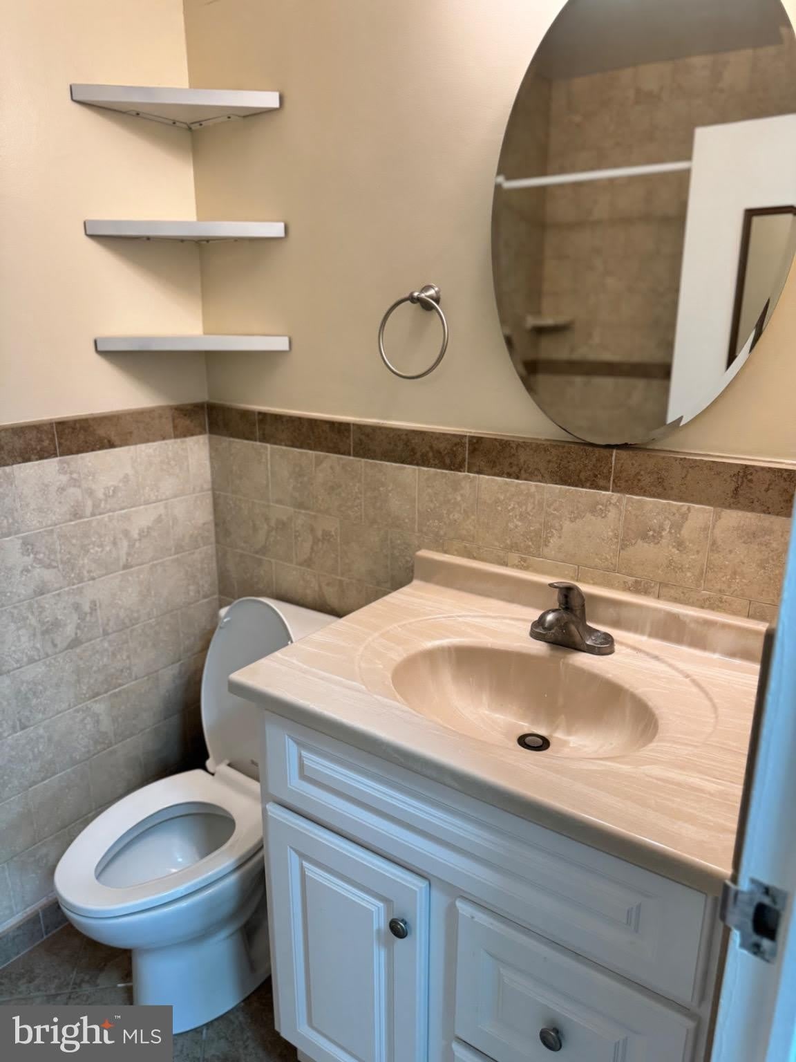 6641 WAKEFIELD Drive – photo 5