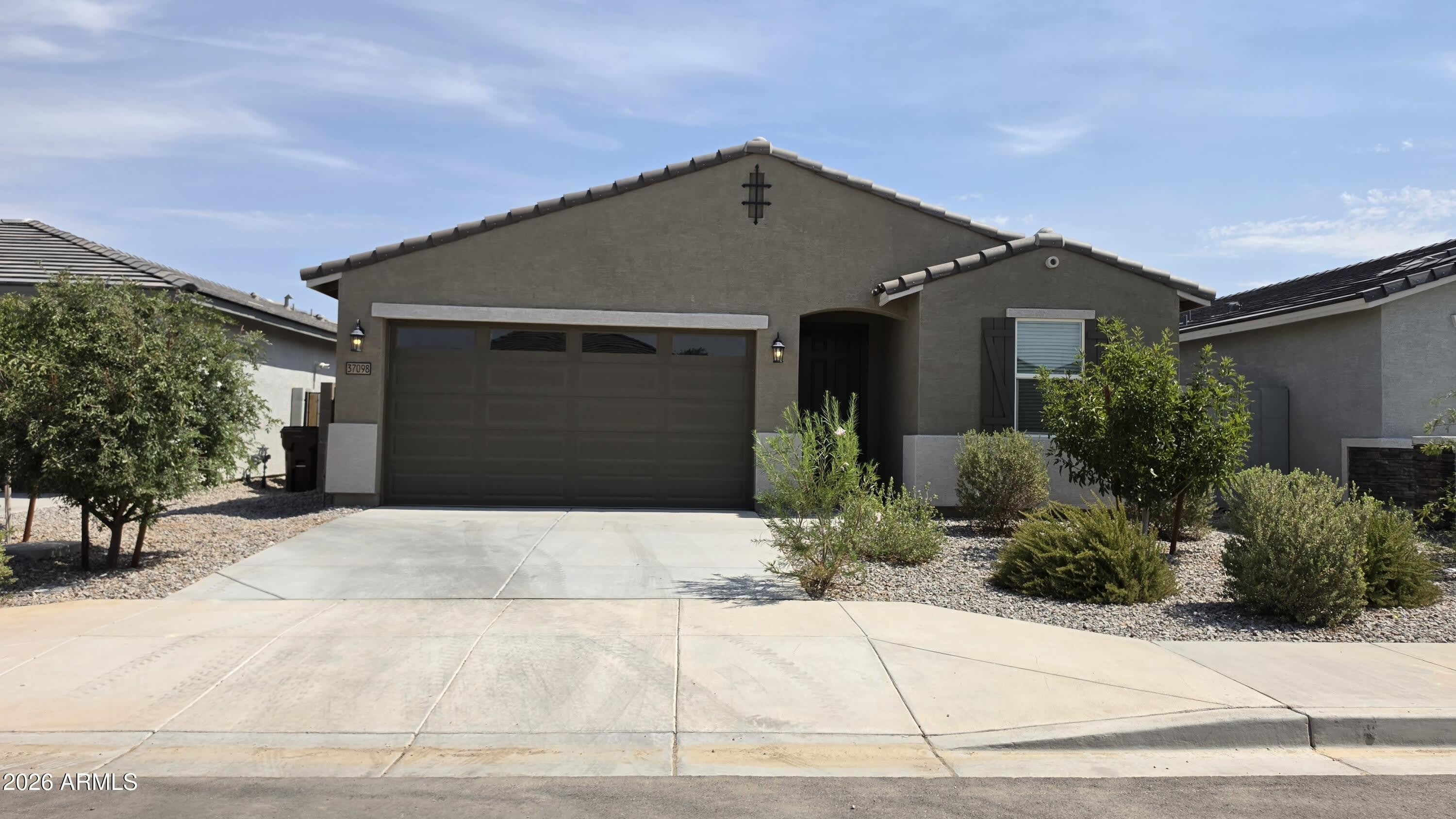 37098 W PRADO Street – photo 1