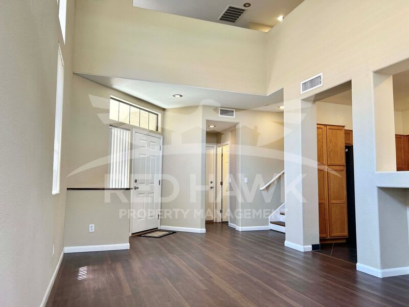 3422 E. University Dr. – photo 3