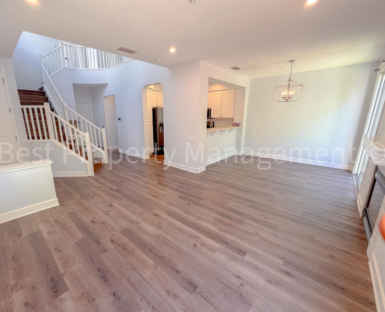 BEAUTIFUL 4-BEDROOM TOWNHOME IN CASTRO VALLEY – photo 4