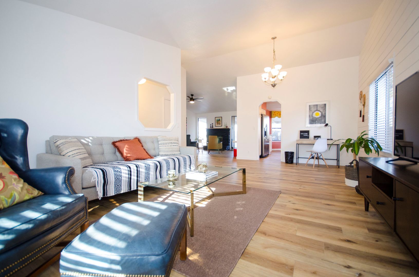 Beautiful Just Renovated 3 bedroom Single Level Home with Wonderful Fenced Backyard- Pet Friendly – photo 2