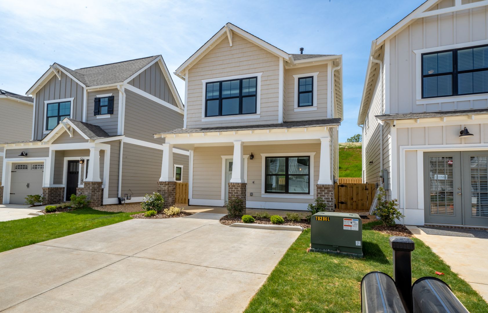 Smart Home with Amazing Community Amenities – photo 2