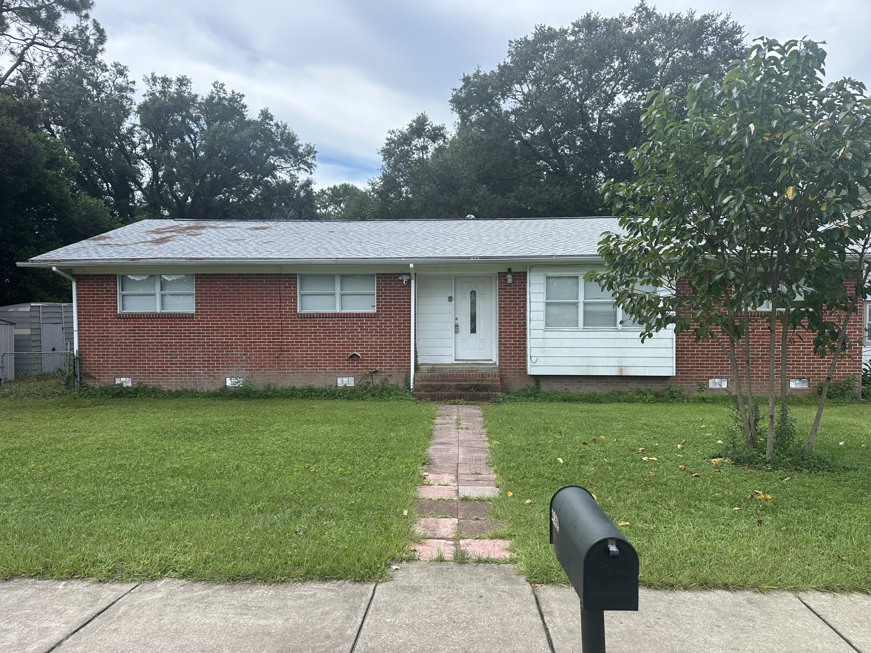 2833 Bellview Avenue – photo 2
