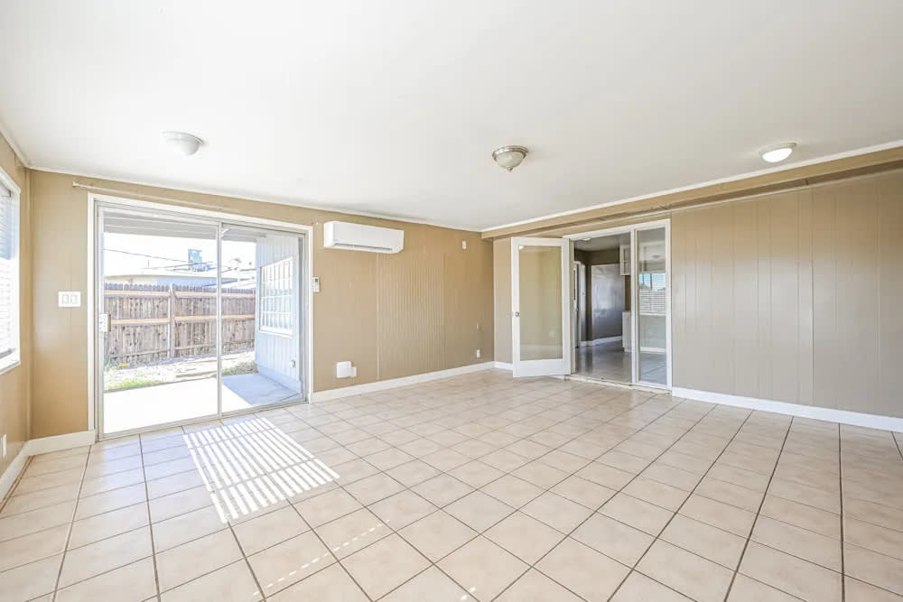 11206 W Oregon Ave – photo 5