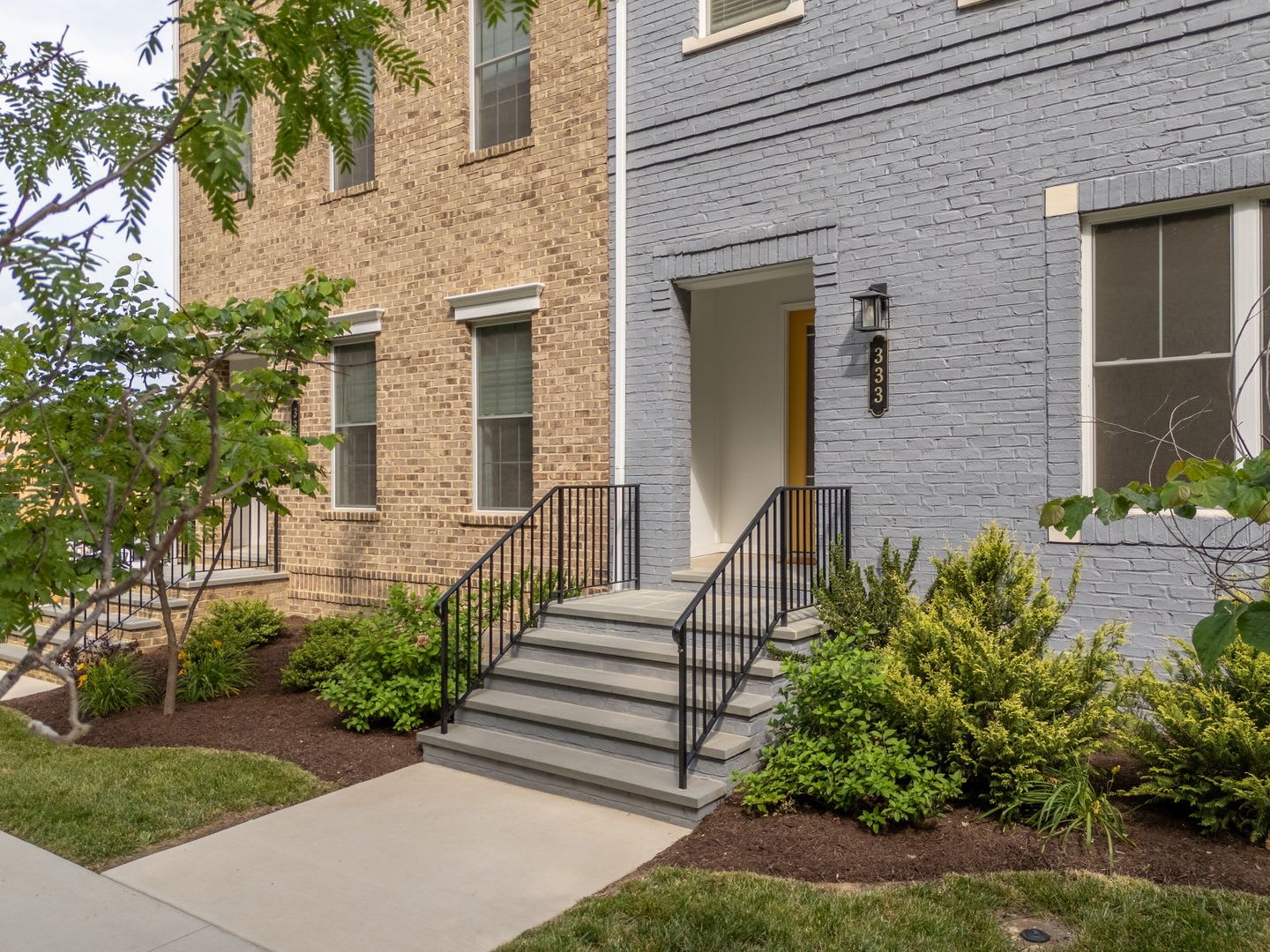 4 bedroom 4.5 bath townhouse @ Midtown! – photo 2