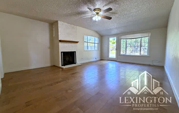 1320 Shadowglen Road – photo 5