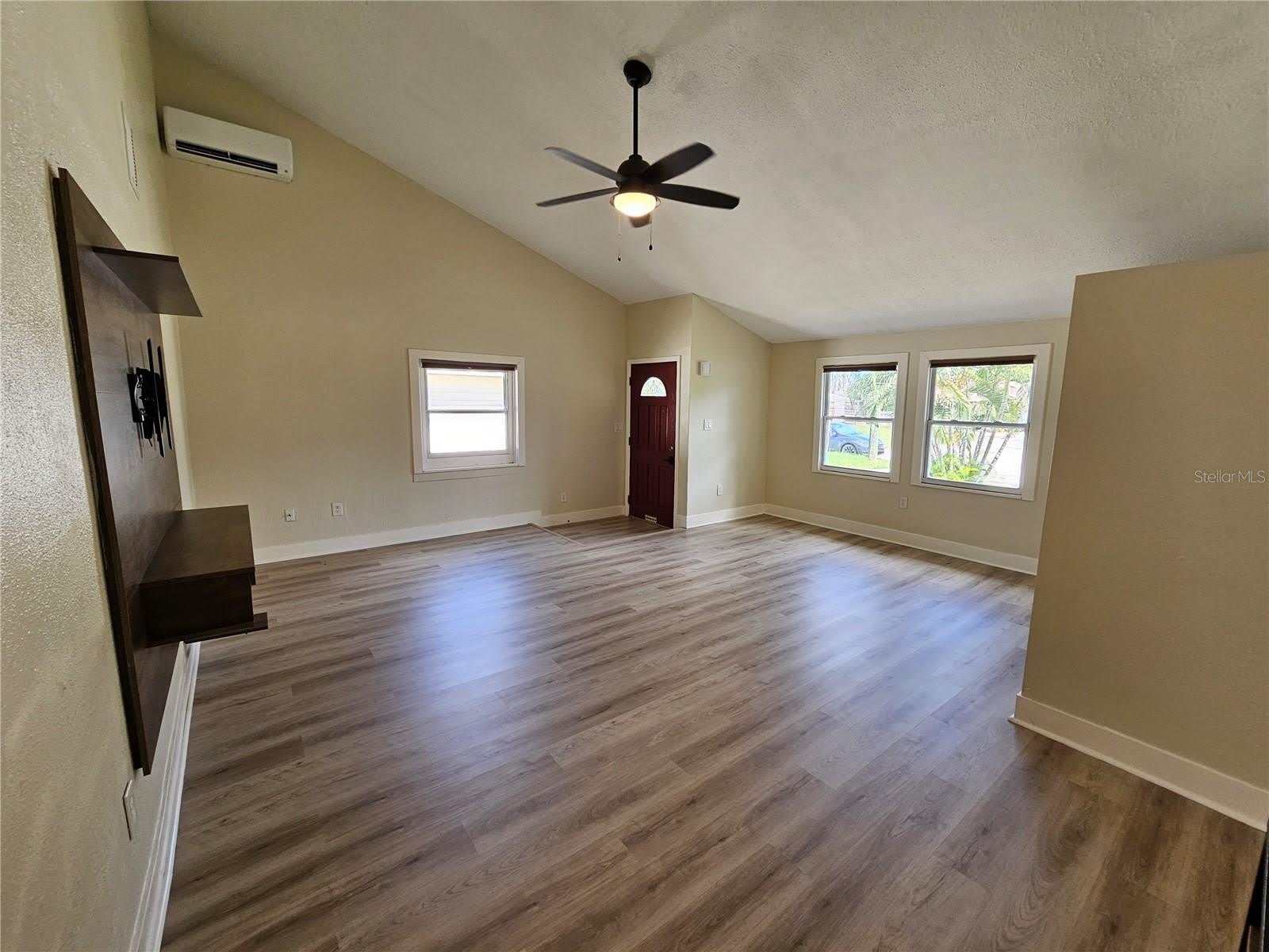 2436 ARAPAHO Street – photo 4