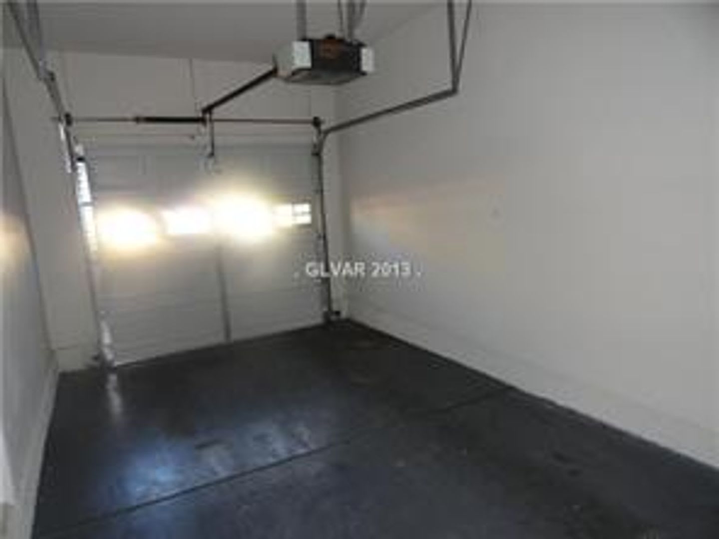 Gorgeous 2 Bdrm 2 bath Summerlin condo – photo 3