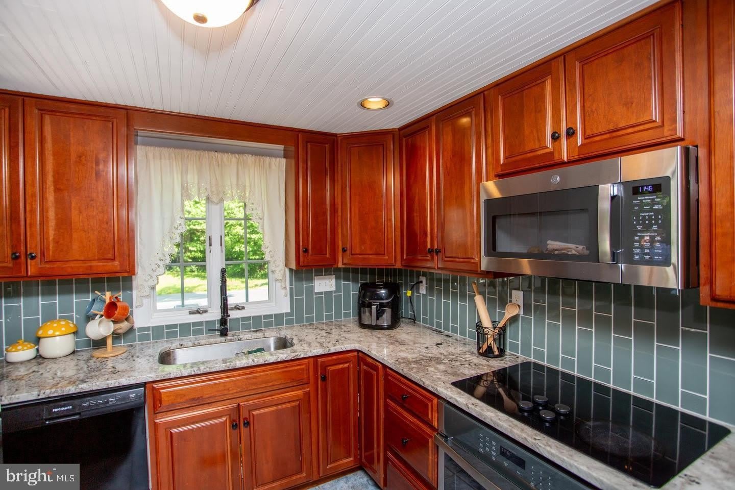 305 Tower Road – photo 5