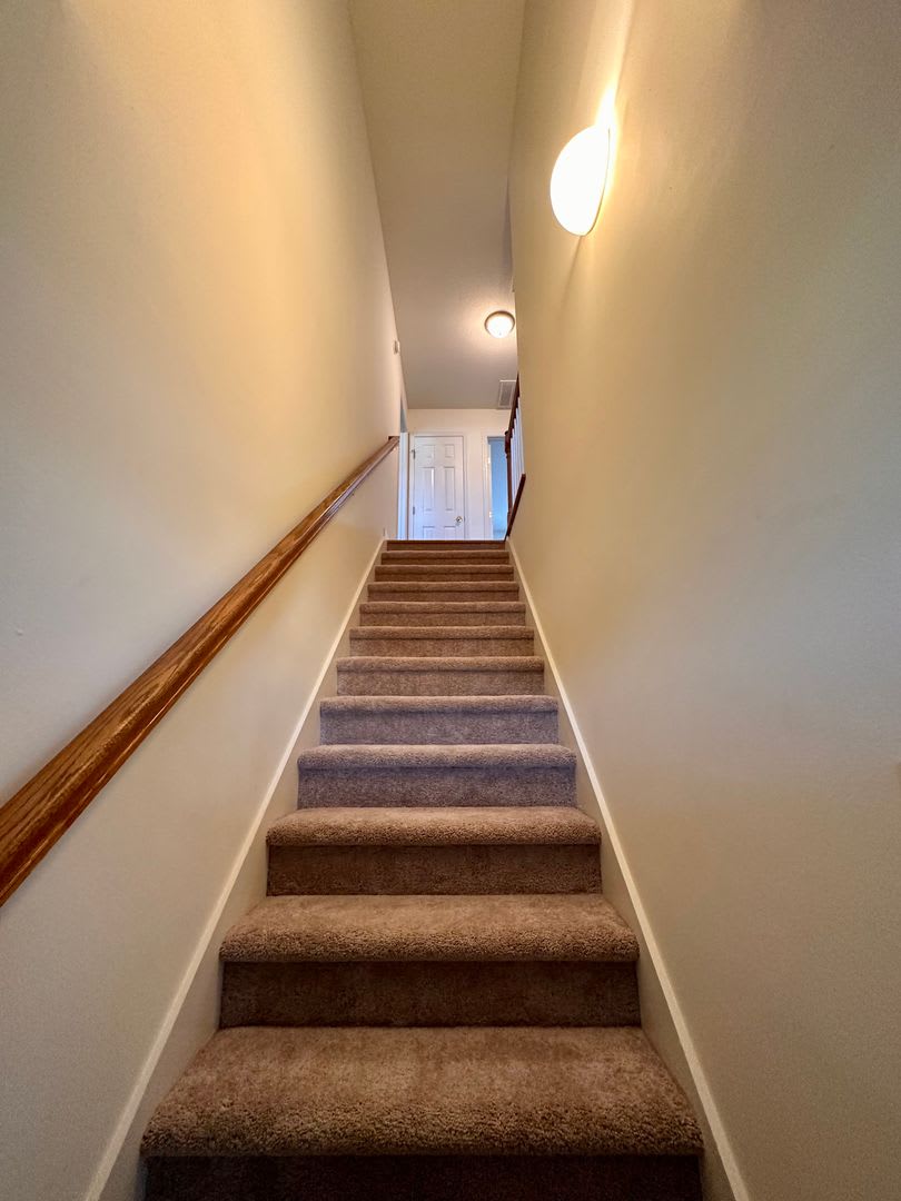 105 E Coopers Ct – photo 4