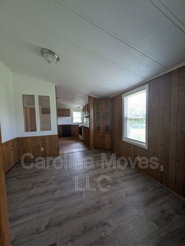 220 Farrs Road – photo 5