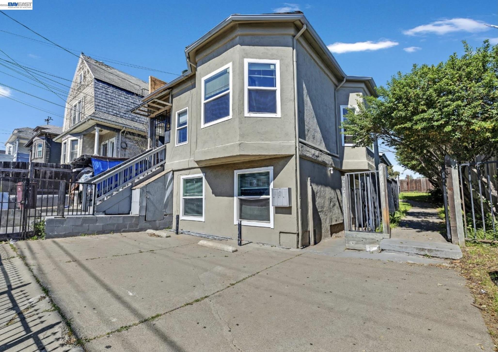 2424 E 24th Street – photo 1