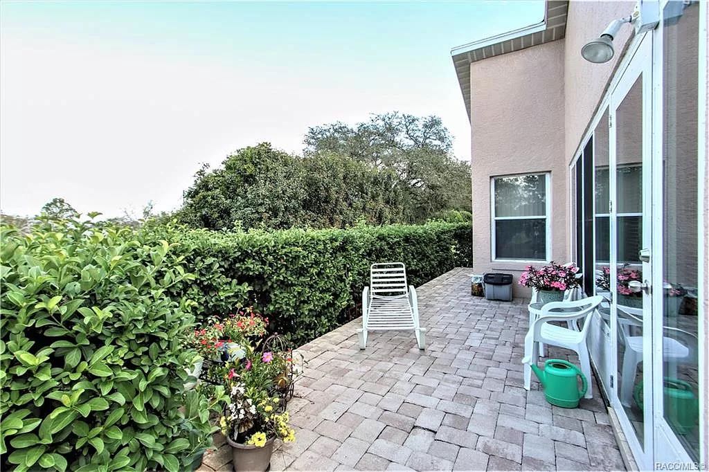 645 W Sunbird Path – photo 3