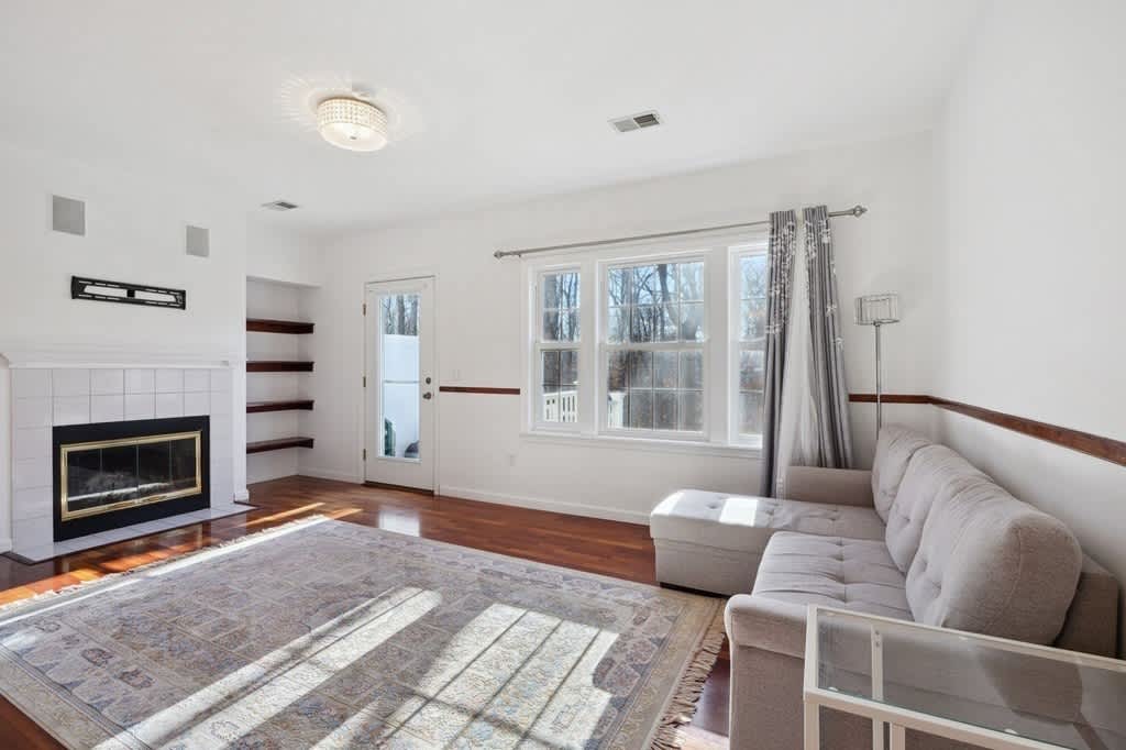 310 Tilden Commons Ln – photo 5