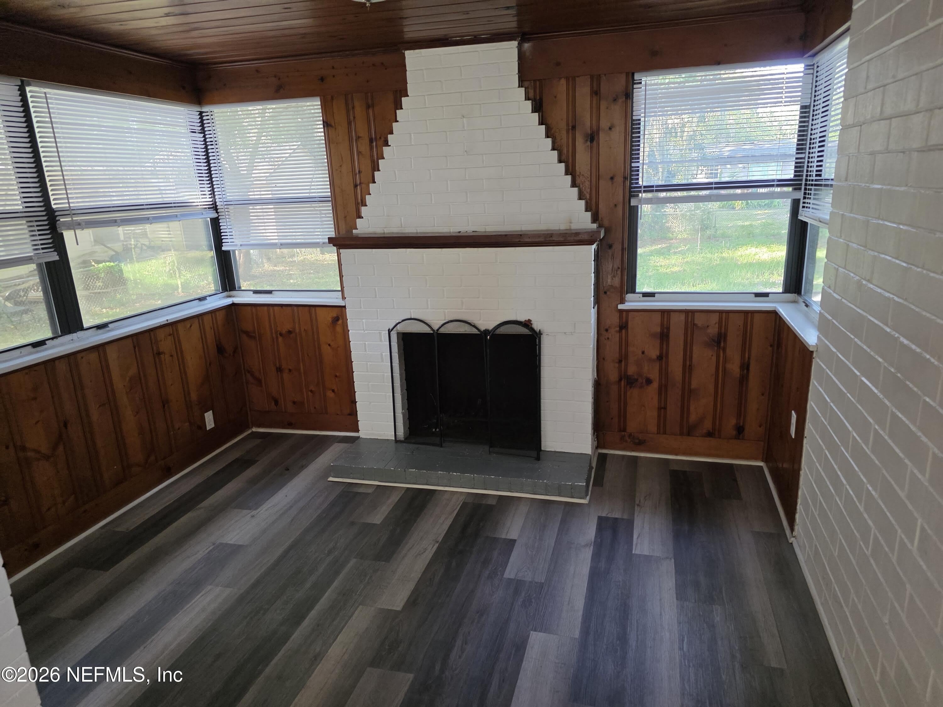 7816 CATAWBA Drive – photo 3