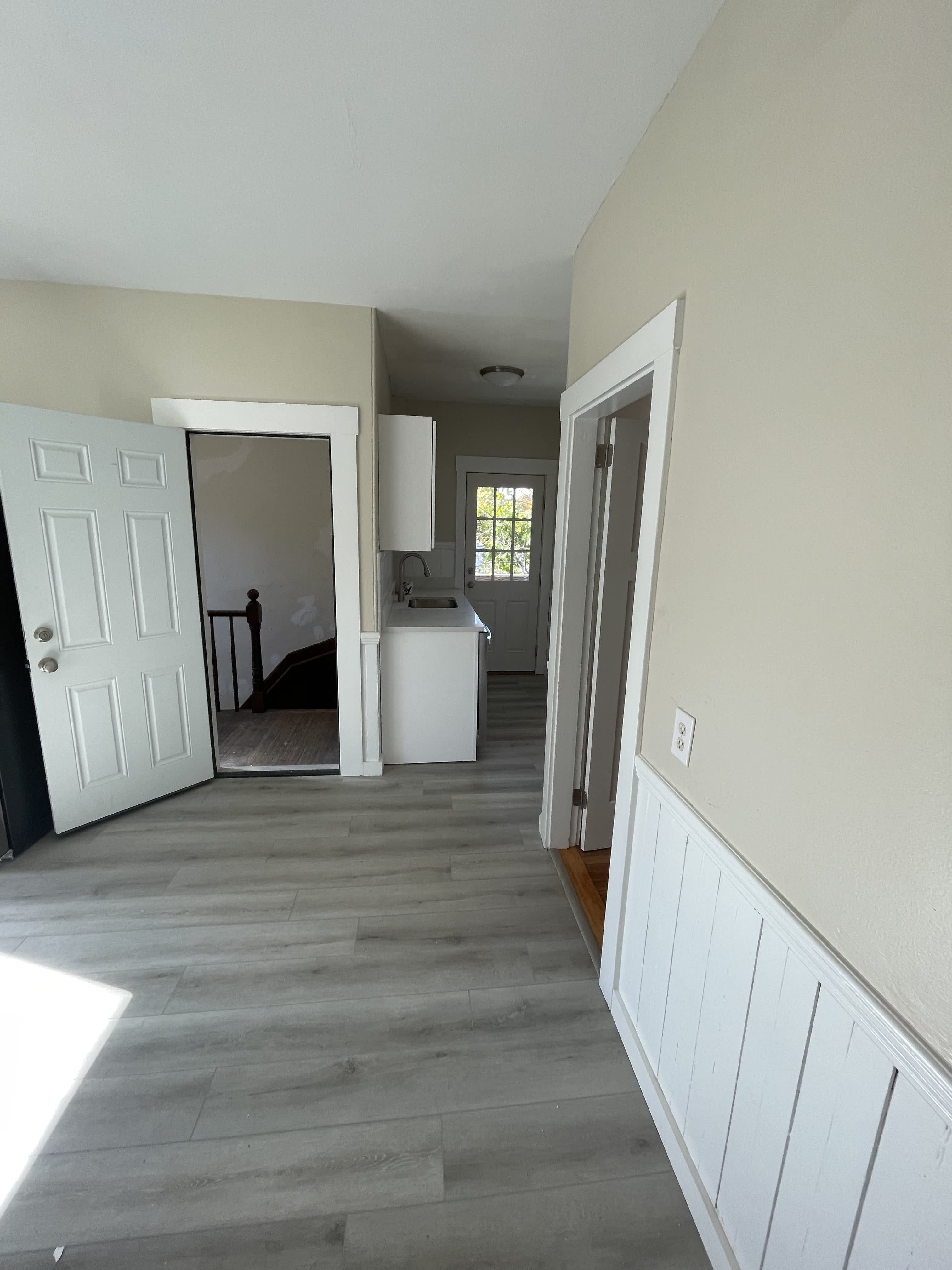 44 E Main St – photo 5