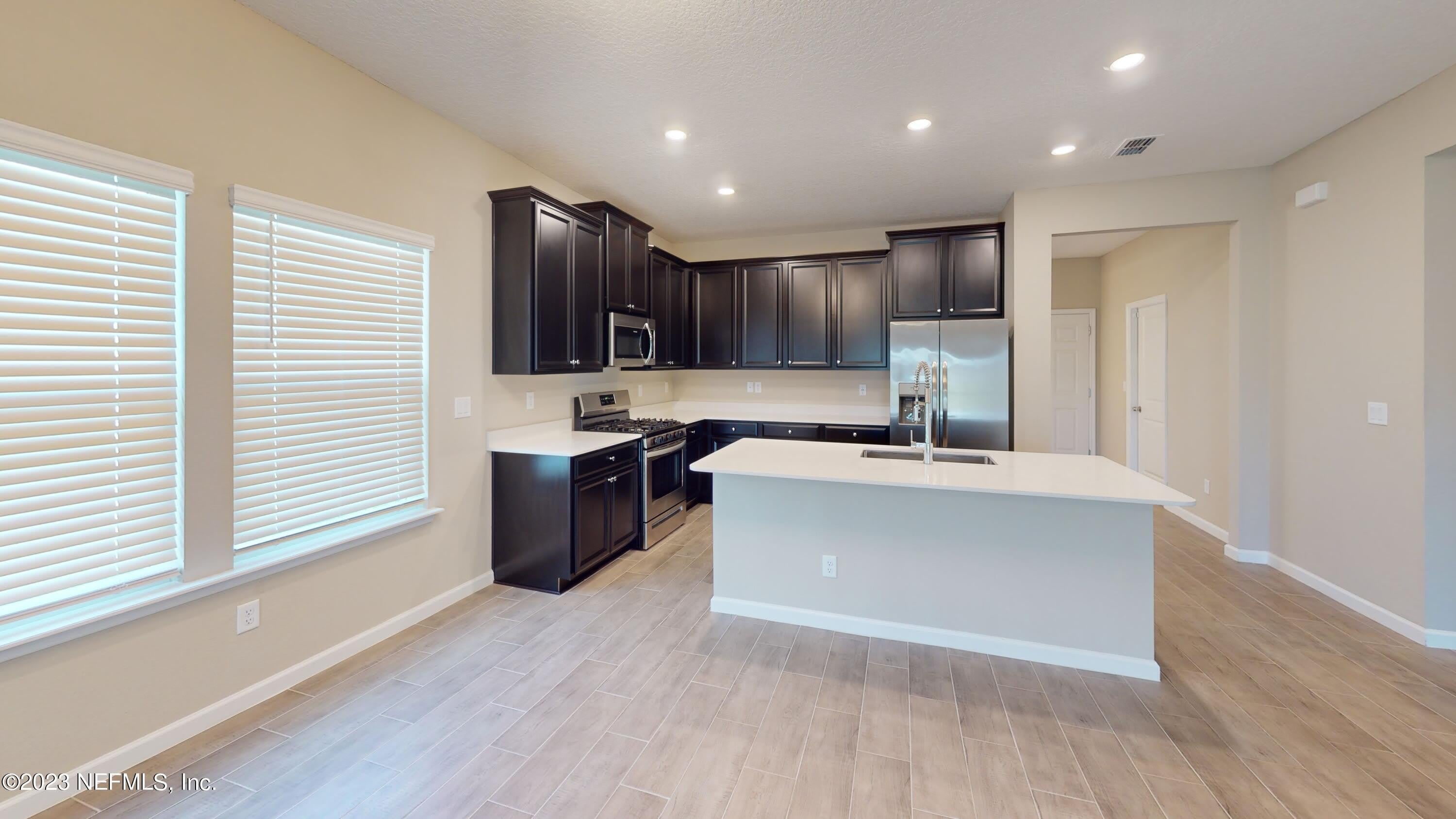 3965 CLOVERDALE Court – photo 2