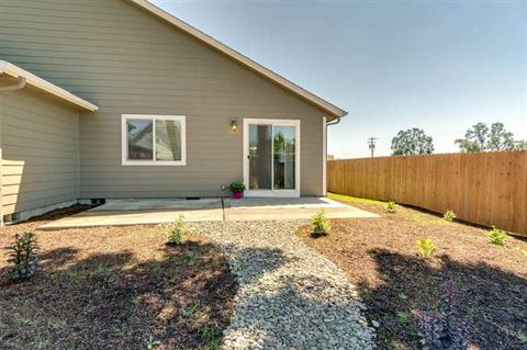 537 Se Oak Grove Ave – photo 4