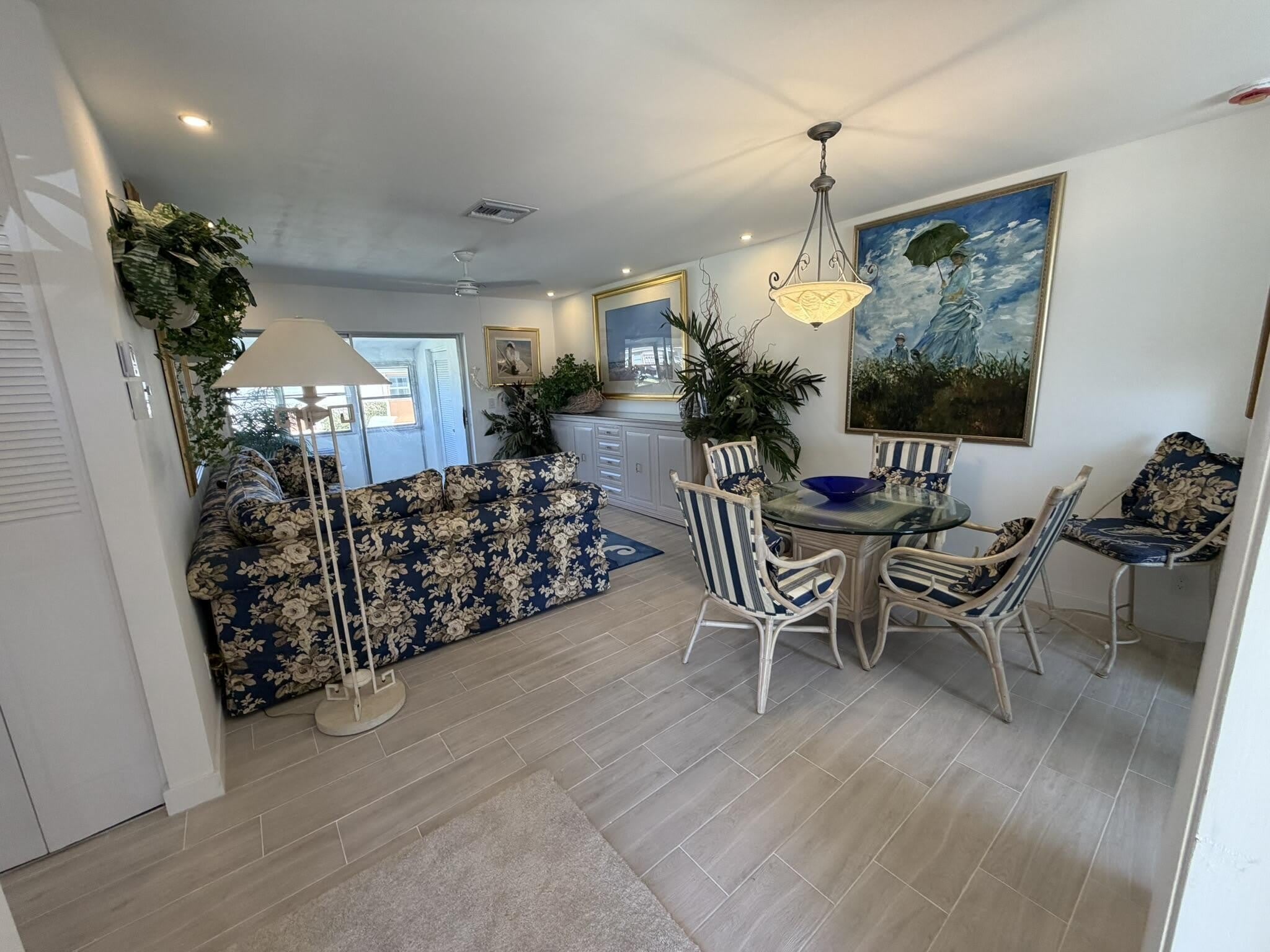 2747 E Dudley Dr E – photo 3