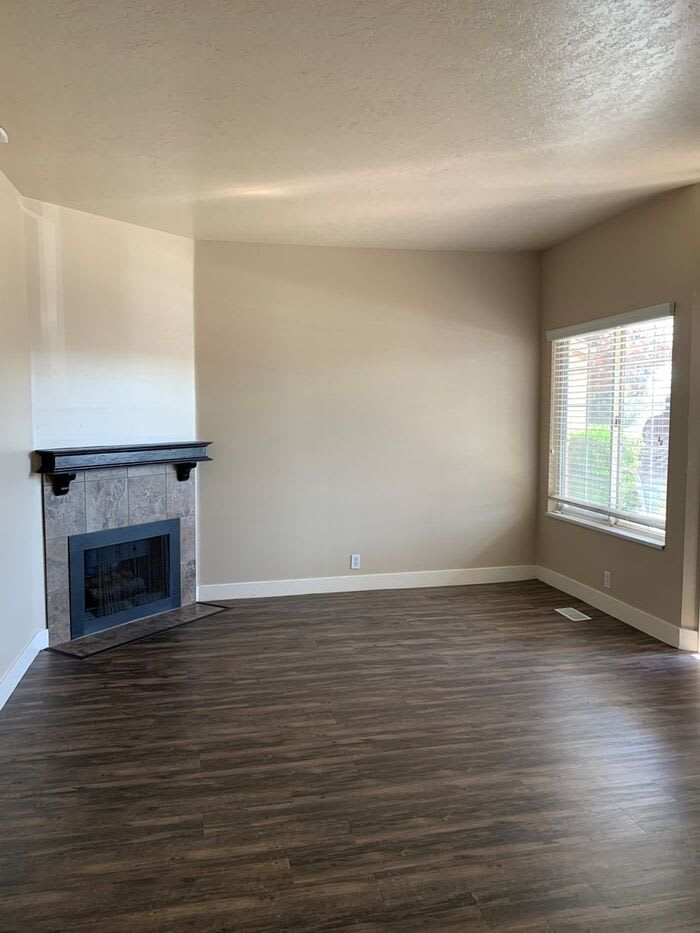 1233 Vine Ridge Way – photo 4