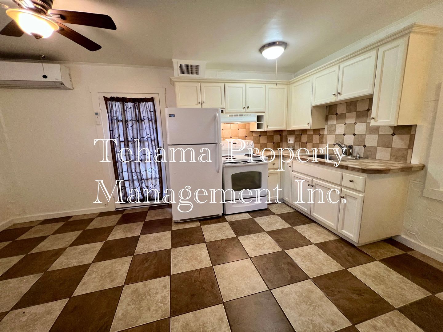 931 Rio St – photo 3