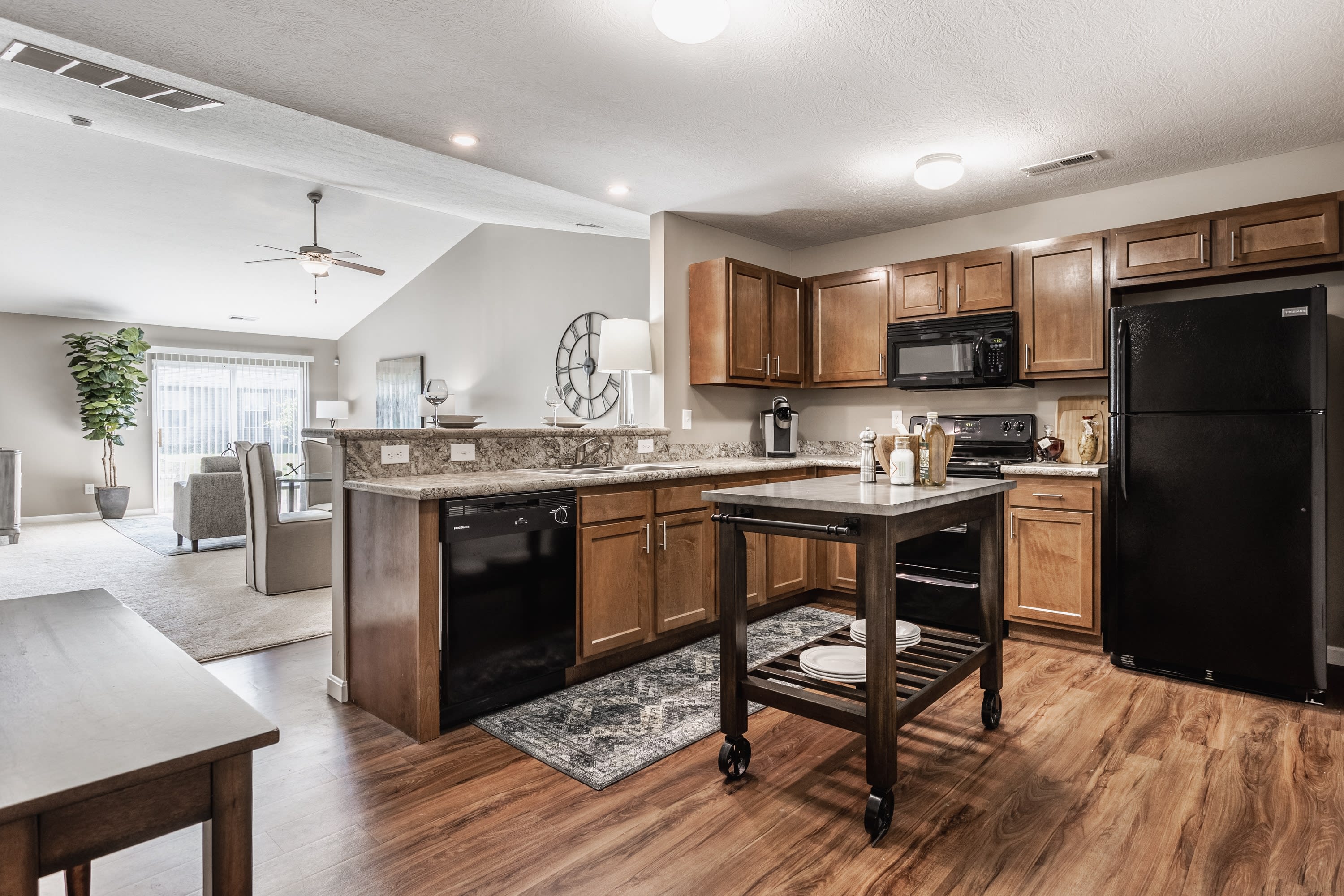 Wheaton Village – photo 5