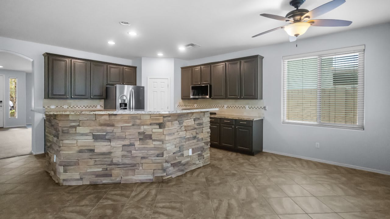 8352 W Molly Ln – photo 4