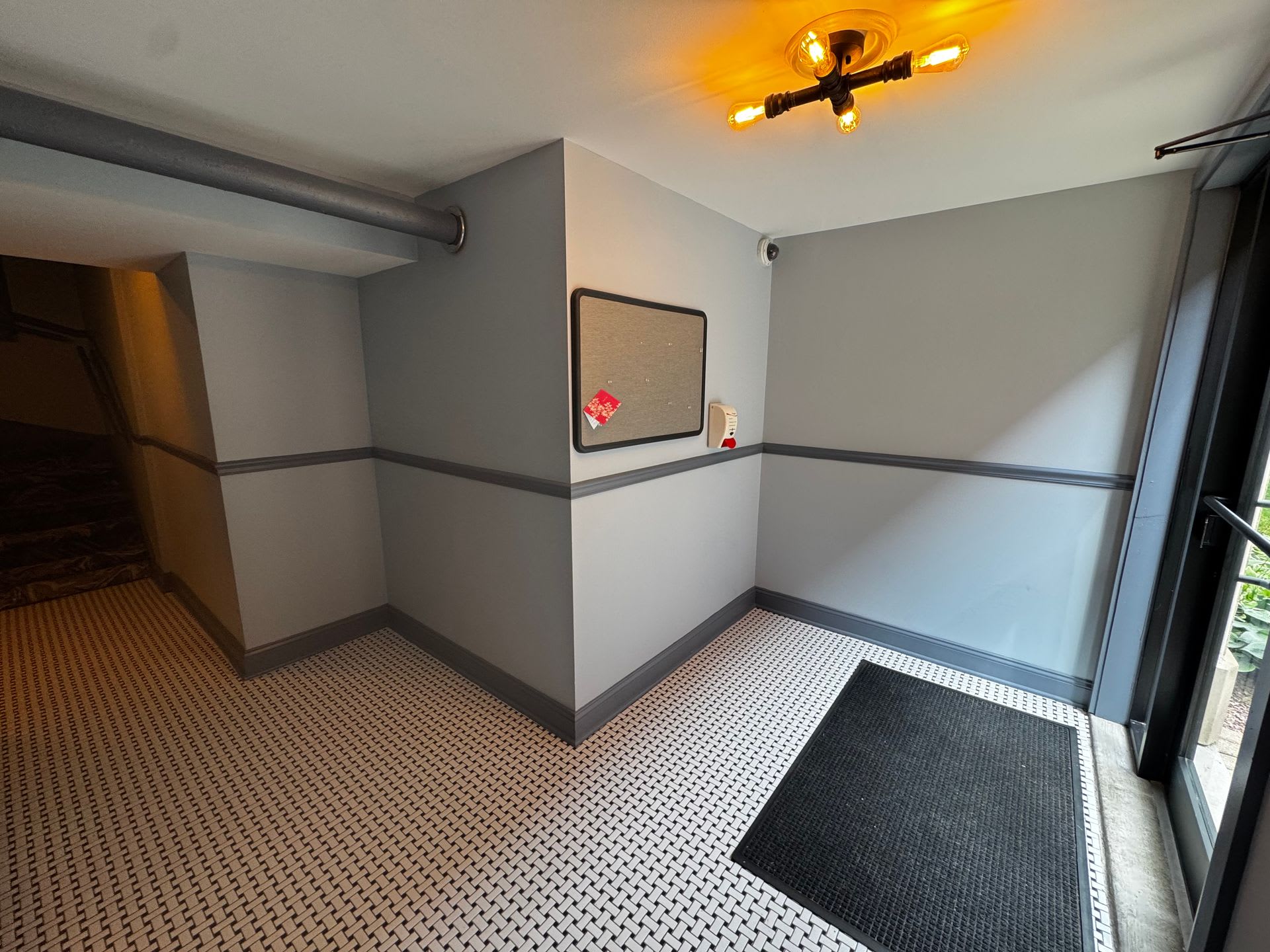 1 Bedroom In Prime Location Near Loyola Park Beach – photo 5