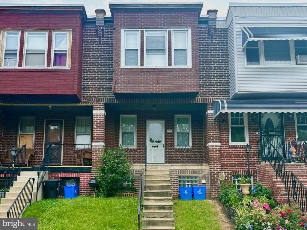 3208 W WILLARD STREET – photo 2