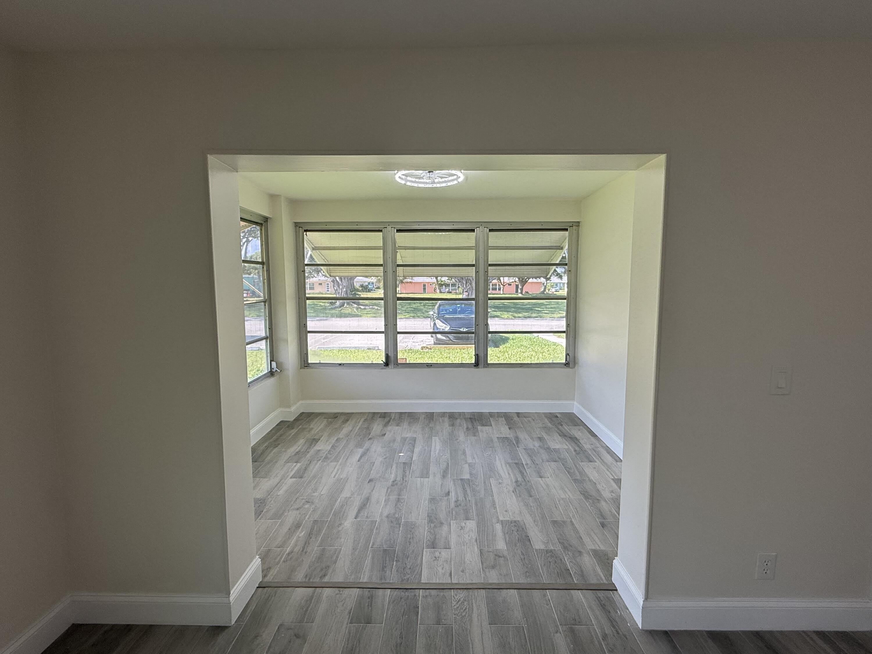 255 South Boulevard – photo 3
