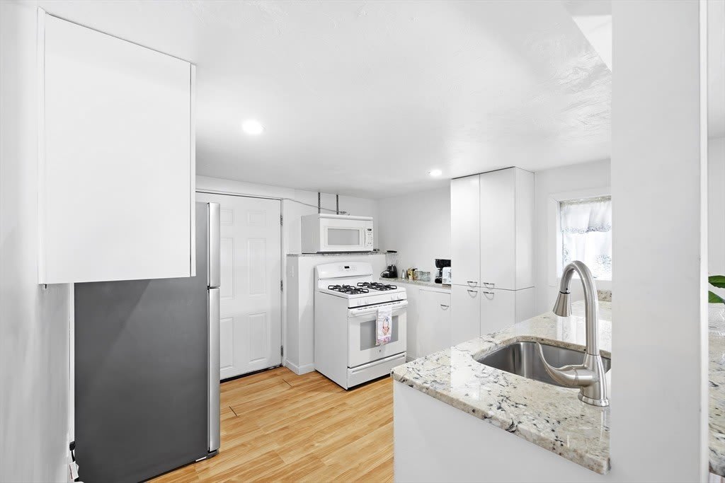 875 Granite Street – photo 3