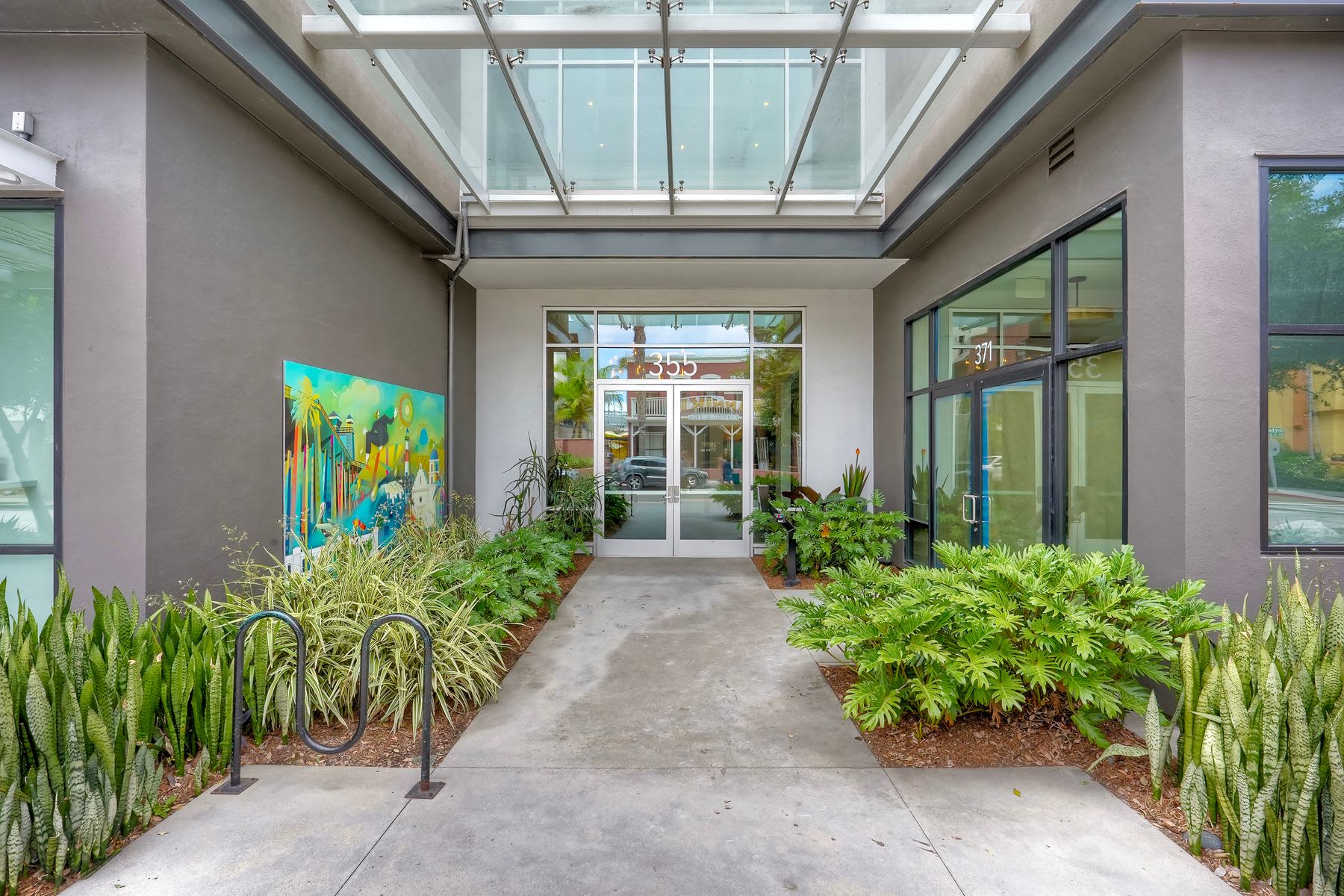 355 N Cleveland St – photo 2