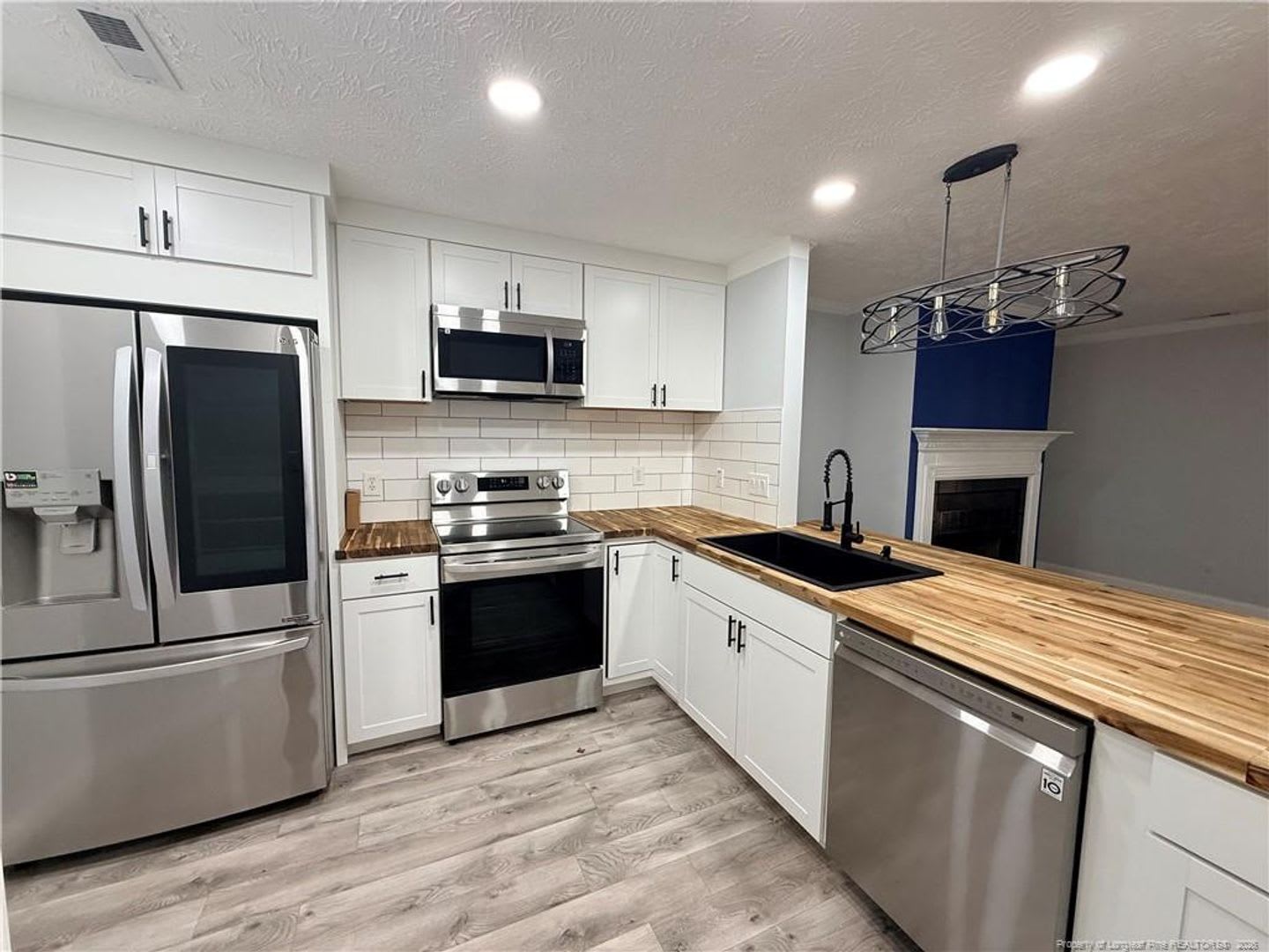 392 Bubble Creek Ct Unit #6 – photo 4