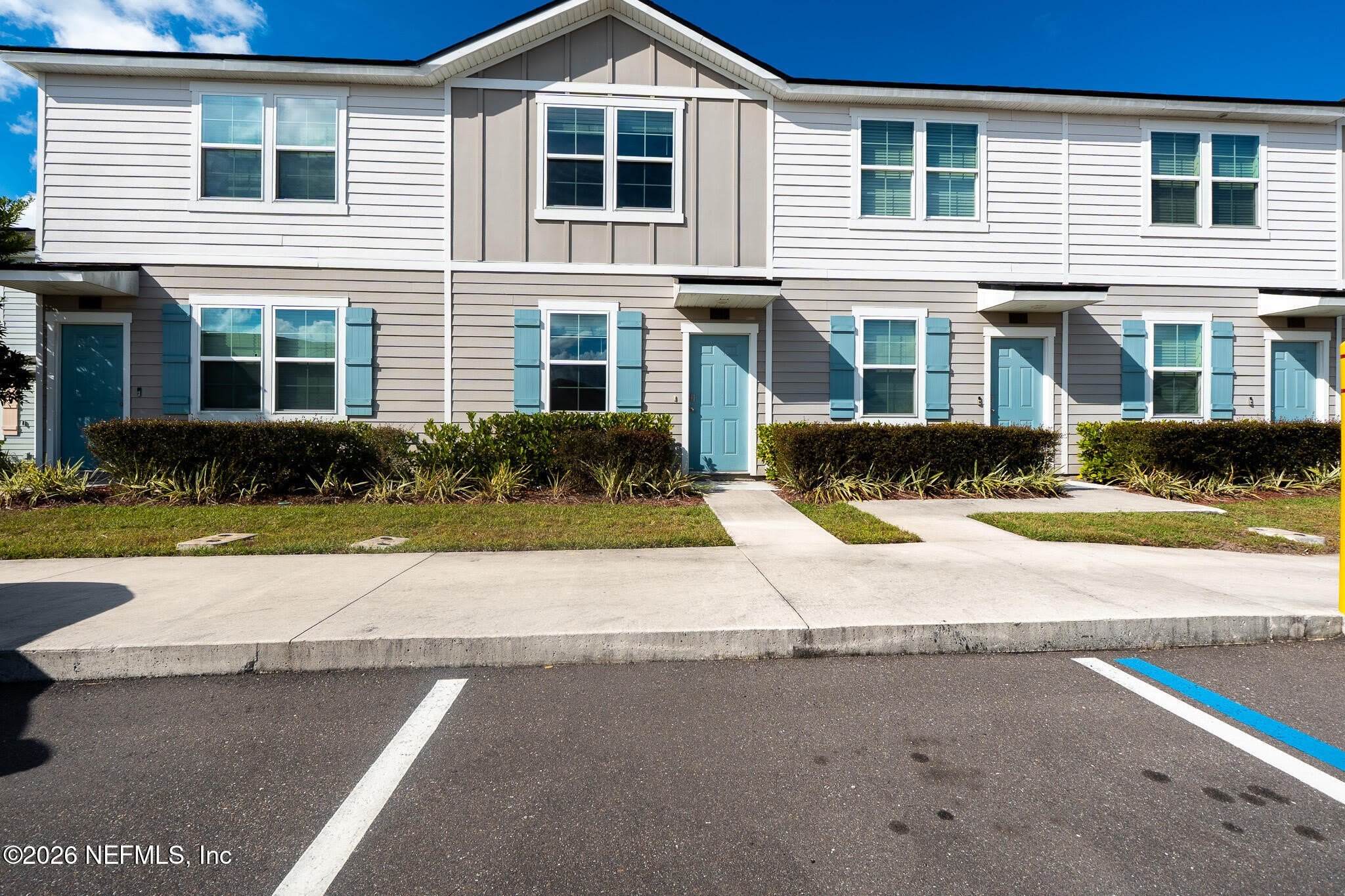 513 SPANISH OAKS Way – photo 1