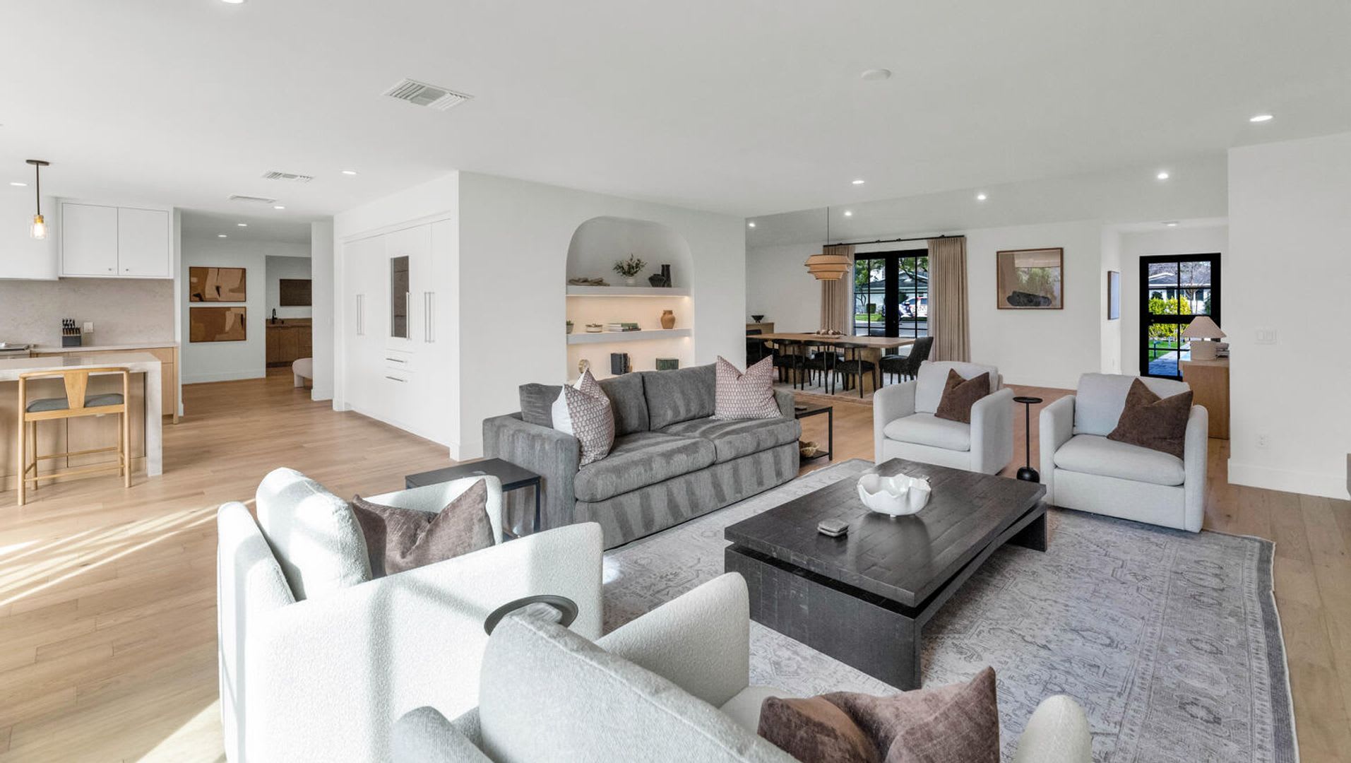 Rates Vary: $14,995 – photo 1
