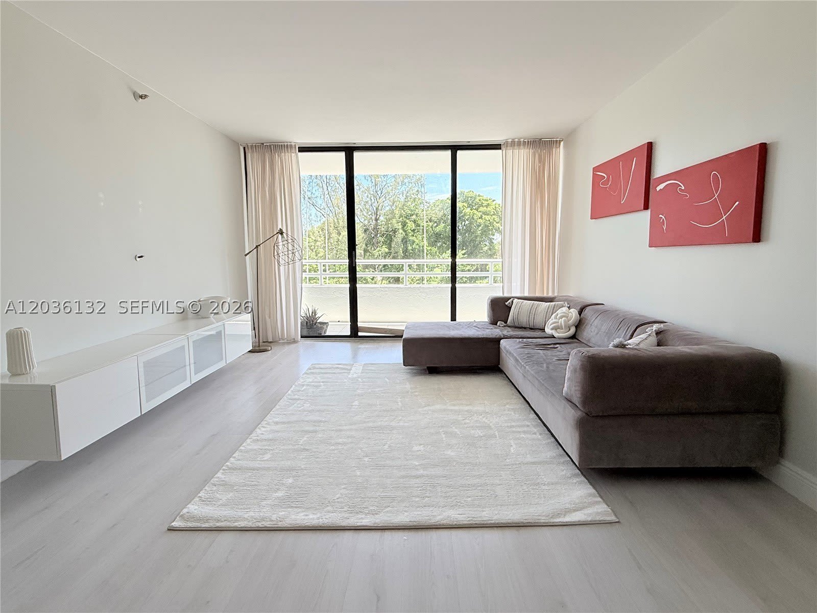 20355 NE 34th Ct – photo 2