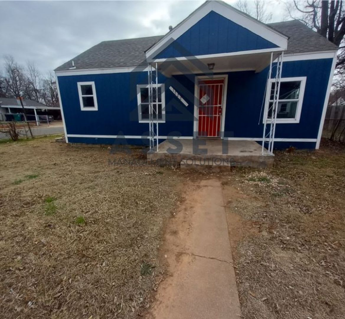 Cute 2 Bedroom Home Available for Lease & Rent to Own! – photo 1