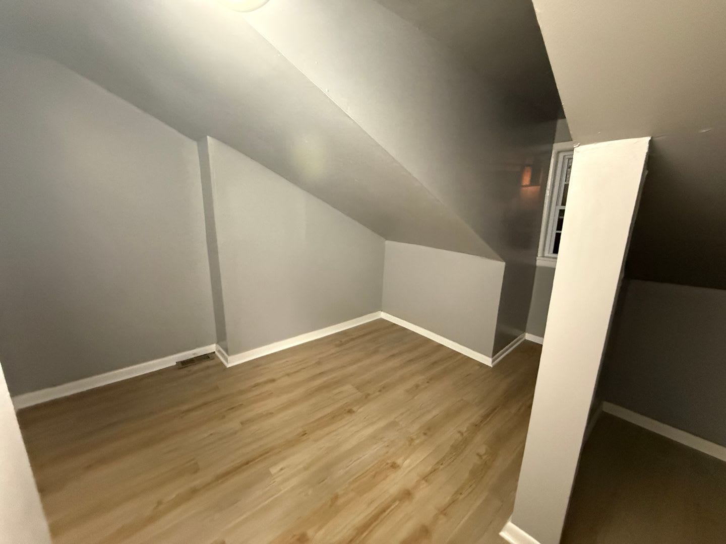 updated 4 bedroom 2.5 Bathroom house for rent – photo 3