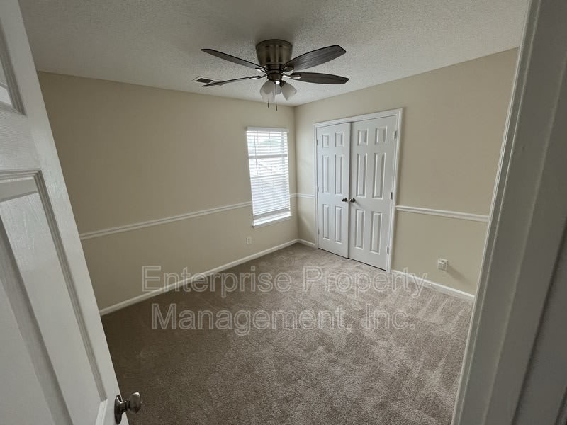 6869 Century Oaks Dr – photo 4