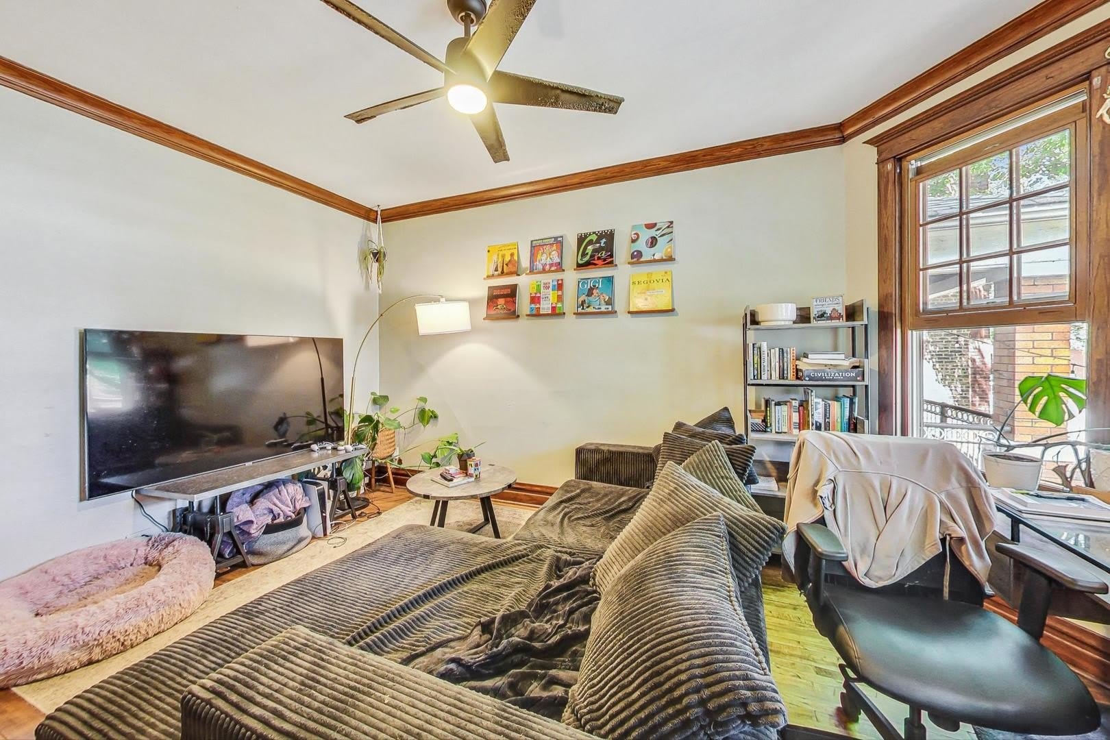 3452 N Leavitt Street – photo 5