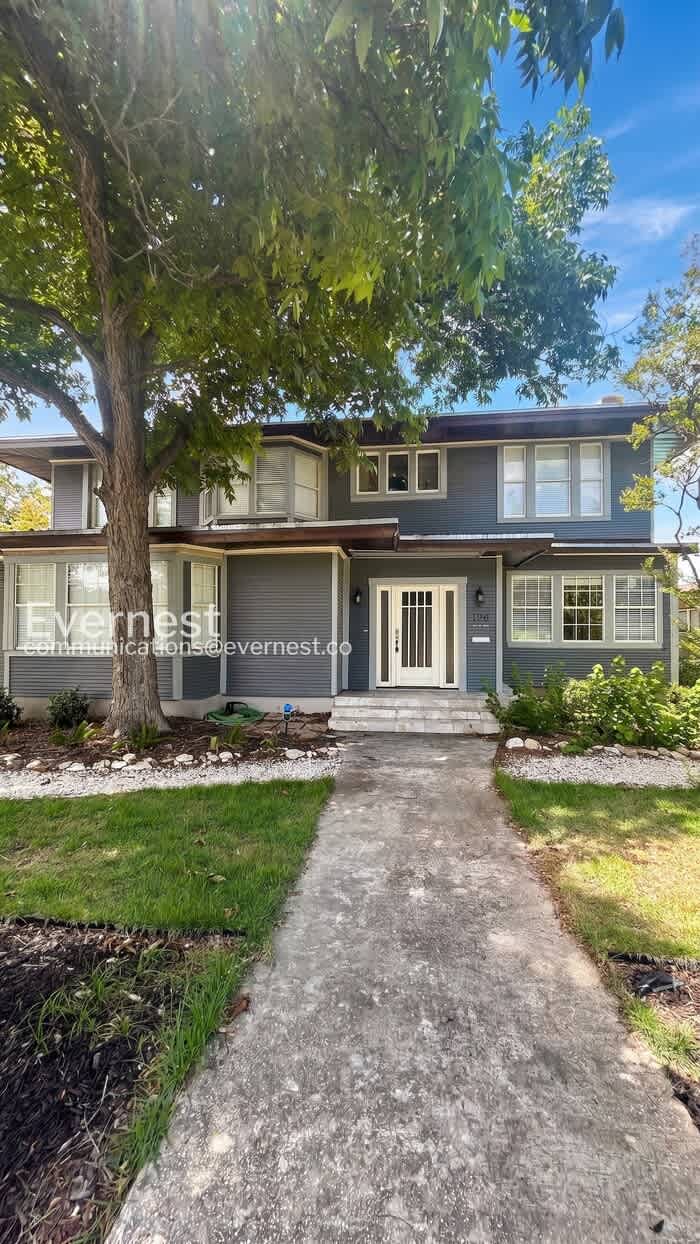 128 East Summit Avenue – photo 1