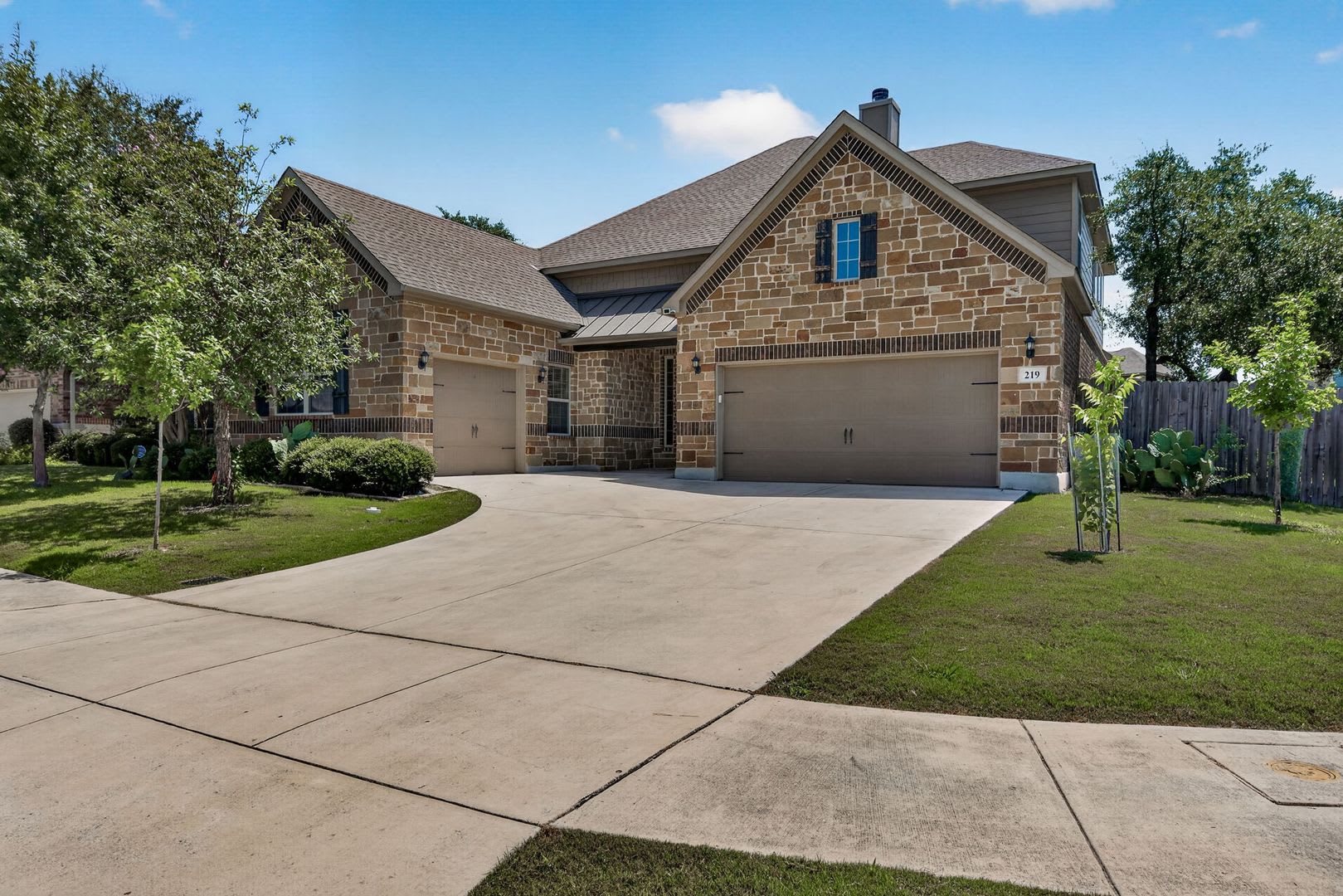 Ideally Situated On A Spacious Corner Lot In The Highly Sought After Woods Of Boerne Subdivision – photo 2