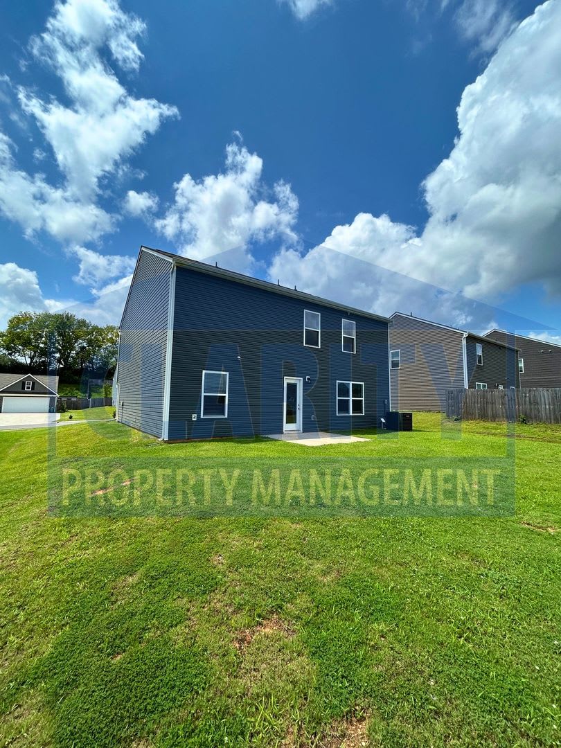 Beautiful home in Athens, TN! – photo 3