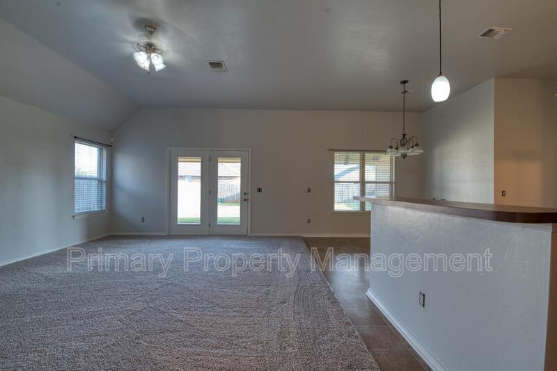 11908 NW 136th Ter – photo 4