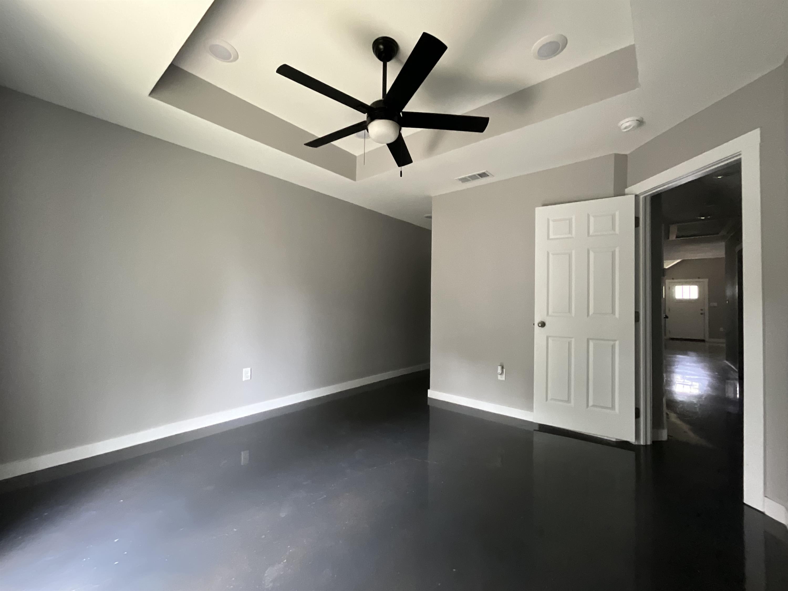 113 Isabella Street – photo 5