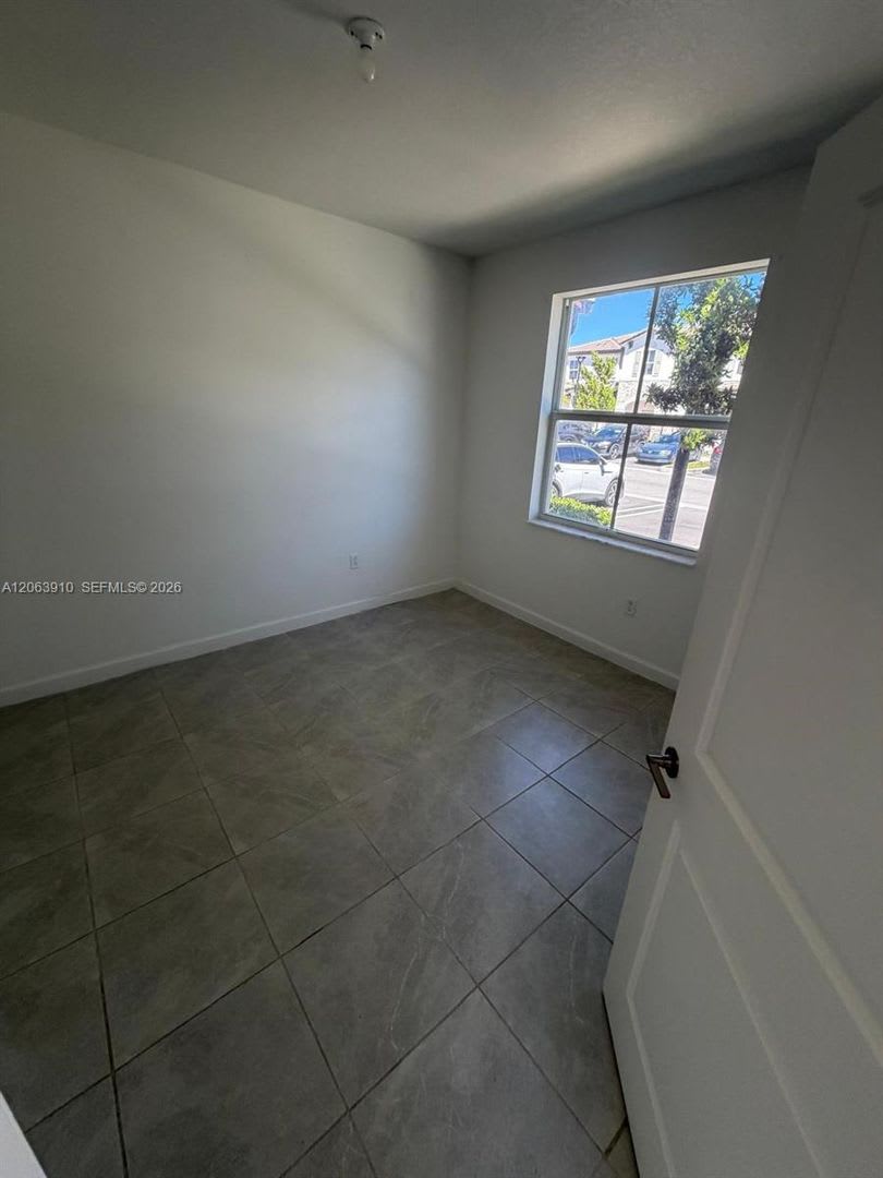 12527 NW 24 Avenue 12527, Miami, FL 33167 – photo 5